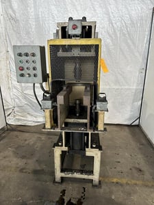 C-frame Press On Hd Stand