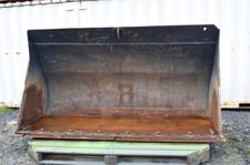 Komatsu #WA250, 114" wheel loader bucket, quick change