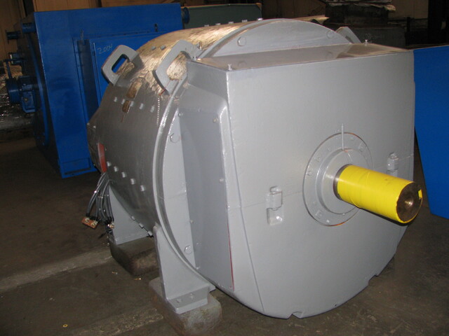 900 HP 400/1200 RPM General Electric, Frame 8832, DC motor, 630 VA