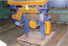 Liberty wire hanger making machine, .092" gauge, 16" hanger size, 30-35 PPM, hopper feed