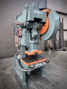 60 Ton, Minster #6, 4" stroke, 13" Shut Height, 32" x21"bed, 90 SPM, 3" adj.,air clutch, 1968