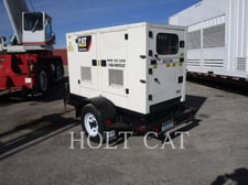 30 KW Caterpillar XQ 30, Mobile Generator Set, Diesel, 1800 RPM, 480V, 10615 hours, 2014