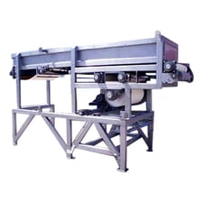 34" wide, A-One Manufacturing Co. #A-33-14, Line Conveyor System, 1 HP, 6' 5" infeed/exit H, 17" H Clearance