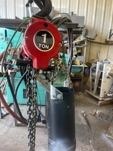 1 Ton, Ingersoll-Rand #7776E-2C10-C56-G, Aro Series air hoist, S/N KTH153-0216-15