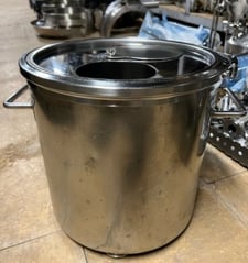 5 gallon Eagle Stainless, Stainless Steel Tank, 1' diameter x 1' L, 1-1/2 bottom outlet