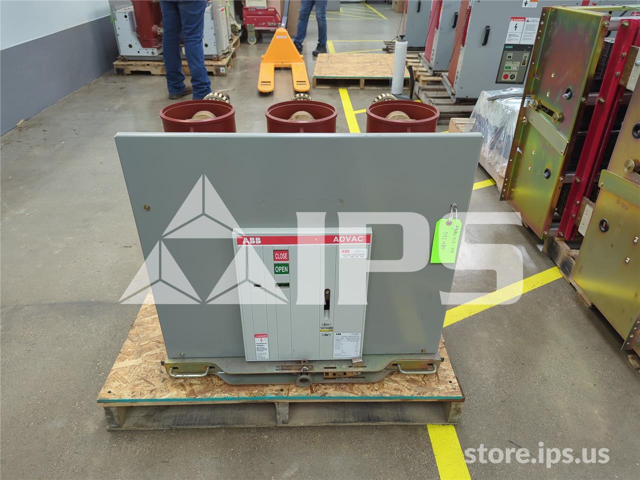 1200 Amps ABB Advac Aa3k1777xx10000 Model 3 (advac Model 3) 125 Volts DC Control