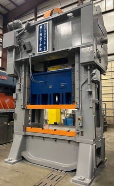 300 Ton, Minster #E2-300, 72" x36" table, 8" stroke, 36" Shut Height, 30-60 SPM, air clutch, 1981