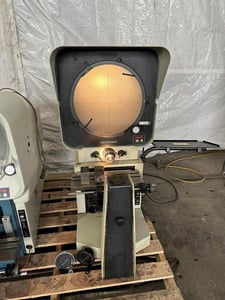 Deltronic #DH214-612R, Optical Comparator, S/N 239103357