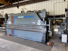 135 Ton, Pacific #FF135-18-II-S, hydraulic press brake, 18' overall, 198" between housing, 10" stroke