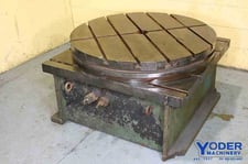 42" x 25-3/4" Giddings & Lewis, rotary table, T-slot, manual rotation, #51292