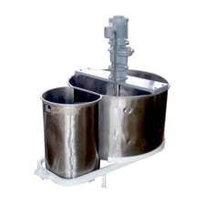 88.4 gallon Stainless Steel Double Tank with Mixer, 1-1/2" diameter x 1' 8" L shaft, 2' 5" L x 2" width