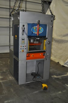 500 Ton, ORO Franco, hobbing press, 6" stroke, 12.25" daylight, 13" cylinder, 17.5" x 19.5" bed, foot pedal