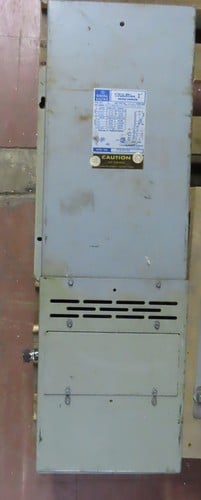 3 KVA General Electric, voltage stabilizer 9T91B7193, 95-130X175-235x190-260 Volts