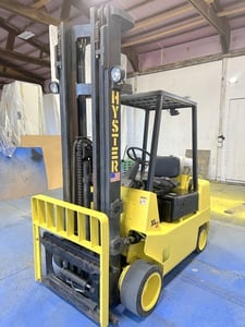 Hyster #S60XL-2, propane forklift, 224" lift height, 3 stage full free lift mast, side shift