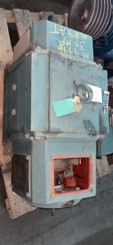 30 HP 1750 RPM Reliance, Frame 289AT, DPBV, shunt, 500 VA, 300 VF