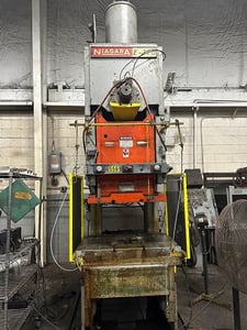 110 Ton, Niagara #E-110, mechanical gap frame punch press, 5" stroke, 19.25" Shut Height, 65 SPM