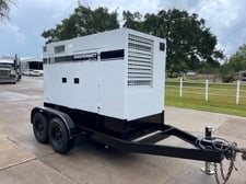 62 KW Multiquip #DCA85USJ, diesel, sound attenuated enclosure, 240/480 Volts, 5381 hours, 2005