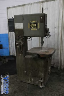 18" x 8-1/2" Grob #NS-18, vertical band saw, 24" x 24" table, 11.9' x 1" blade, 1 HP, #75924