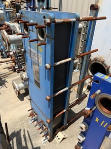 400 sq.ft., APV, N34M-11, plate heat exchanger, 149 psi, .5mm thick plates, 190°F, 2009