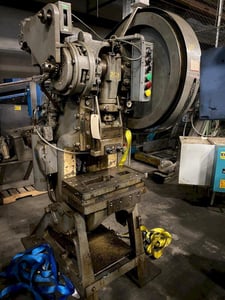 28 Ton, Perkins, OBI press, 2" stroke, 10" Shut Height, air clutch