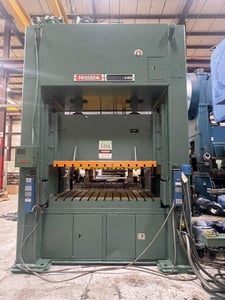 300 Ton, Niagara #SE2-300-84-48UH, straight side double crank press, 8" stroke, 32" Shut Height, 11"