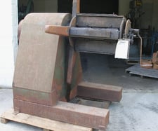 10000 lb. Bock #2410, 24" width, 72" outside dimensions, manual expansion, drag brake, item #12582