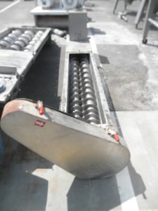 Live Bin Bottom, Stainless Steel, 5" diameter x 8' l screws