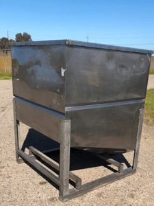 50 cu.ft., Bin w/Lid, Stainless Steel, 48" x 48" x 64" H, 10" width x 12" H discharge chute