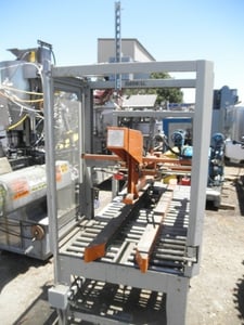 Everroll #EC-705P, Top & Bottom Case Taper, 22" width x 22" H max adjustable box size, 110 V, 2005