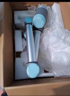 Universal Robots, UR-10 Cobot, 10 Kg payload, 1300mm radius, teach pendant, demo unit, 2019