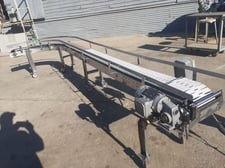 7.5" wide x 15' long, Tabletop Chain Belt Conveyor, 90 deg. Turn, 28" H feed & discharge, 43 RPM output, 3/4