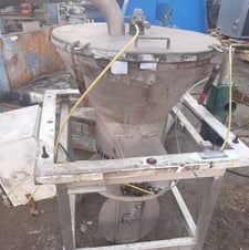 Vac-U-Max #05003, pneumatic vacuu, 24" diameter x 15" H hopper, 12" diameter x 12" L tubular, 12" x 18" flip