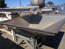 Reciprocating Feeder, Stainless Steel, 7" width x 27" L pan, 5' square x 21" deep Stainless Steel hopper, 15