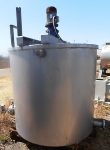 750 gallon Stainless Steel Tank, Agit, 3 HP, 5-1/2' diameter x 4'10" straight side (4 available)