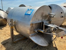 900 gallon Stainless Steel Tank, Agitated, Slight Cone Bottom, 5' diameter x 6' straight side