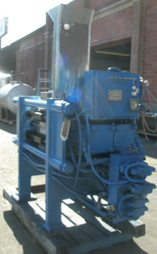 Stoll III, Juice Platen Press, 24" x 24", Stainless Steel feed hopper & screw feed elevator