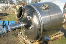 525 gallon Liaoyang Pharmaceutical Machinery #SFK-2000L, Reactor, Stainless Steel, 2000-liter, 5' diameter x