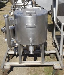 15 gallon Advance Food Co., Stainless Steel Agitated Tank, 19" diameter x 16" deep w/2" bottom discharge, 1/2