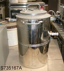2 gallon Alloy Products, Tank, Stainless Steel, 8" diameter x 10" straight side, 1/2" center bottom outlet