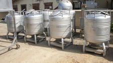 211 gallon Stainless Steel Tank, 39" diameter x 36" straight side, 2.5" butterfly valve outlet, 16" manway