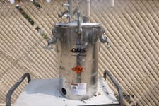 5 gallon DeVilbiss #1420-498, Stainless Steel Pressure Vessel/Tank, 14" diameter x 19-1/16" H Vessel, 1.5"