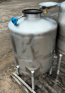 50 gallon Stainless Steel Tank, 24" diameter x 24" straight side, 2.5" diameter Side-bottom outlet, 2"