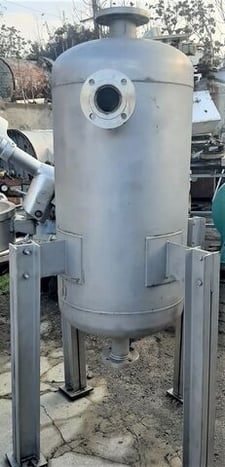 75 gallon Filter Tank, Stainless Steel, 24" diameter x 36" straight side, 4" diameter Inlet, 3" center bottom