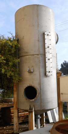 1600 gallon Stainless Steel Tank, 60" diameter x 11' straight side, 4" center bottom discharge, 24 top side