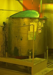 400 gallon Utensco, Stainless Steel Tank, 4' diameter x 4' straight side, 2" center bottom outlet, 1990