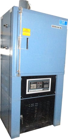 16" width x 17" D Blue M #VO19C, vacuum oven, 392°F, 208/240 V.