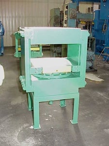 400 Ton, 24" x 24", up-acting slab side, 8" stroke, 10" daylight, 20" ram, 36" work height, #470