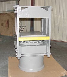 200 Ton, 24" x 24", upact.slab side, 14" stroke, 16" daylight, 16" ram, 37" work height, 68" tall, #206