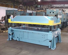 80 Ton, Taylor-Winfield, 96" x64", 2.5" stroke, 16.5" daylight, toggle, 32" work height, 66" tall, #137