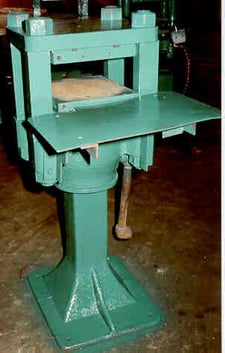 45 Ton, 12" x 12", upacting 4-post, 6" stroke, 7.5" daylight, 7.5" ram, #302
